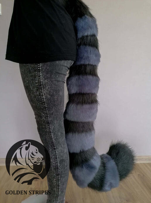 Grey Tail [Side]